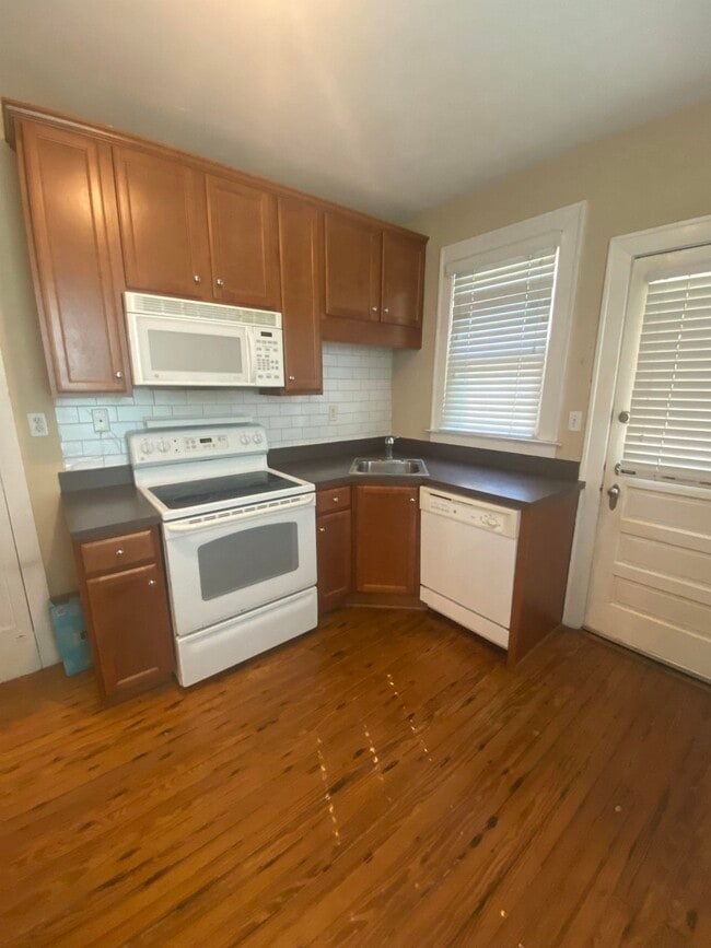 422 McDaniel St