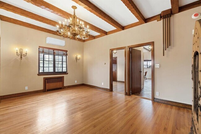 Photo - 2314 Palisade Ave