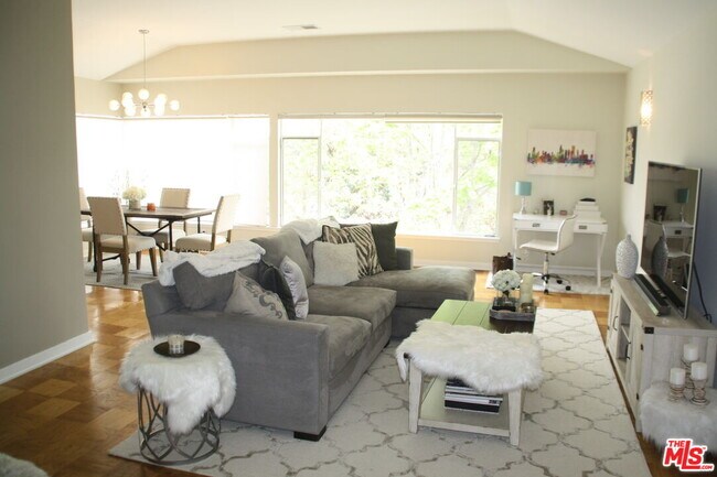 Photo - 629 Idaho Ave Condo Unit 23