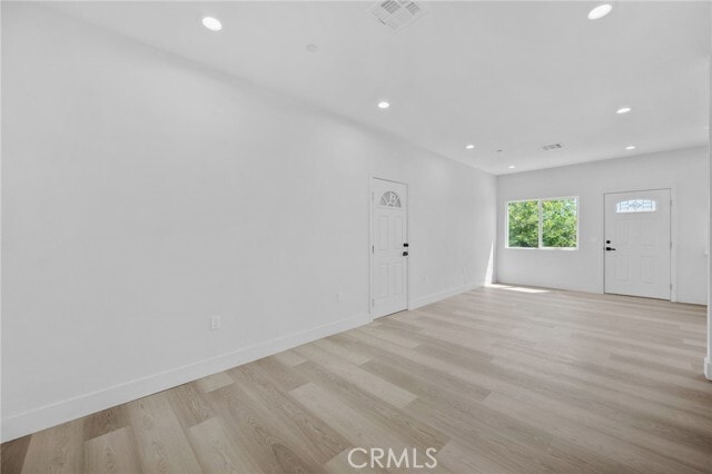 Photo - 15931 Los Cedros Ave