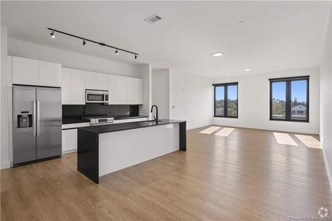 Building Photo - 78 Unquowa Pl Unit 406 Rental