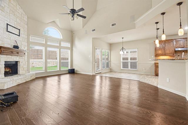 Photo - 708 Yarrow St