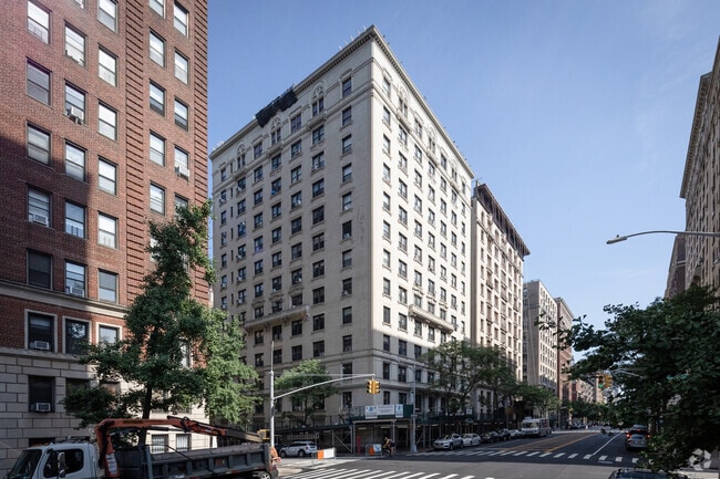 Photo - 885 West End Ave