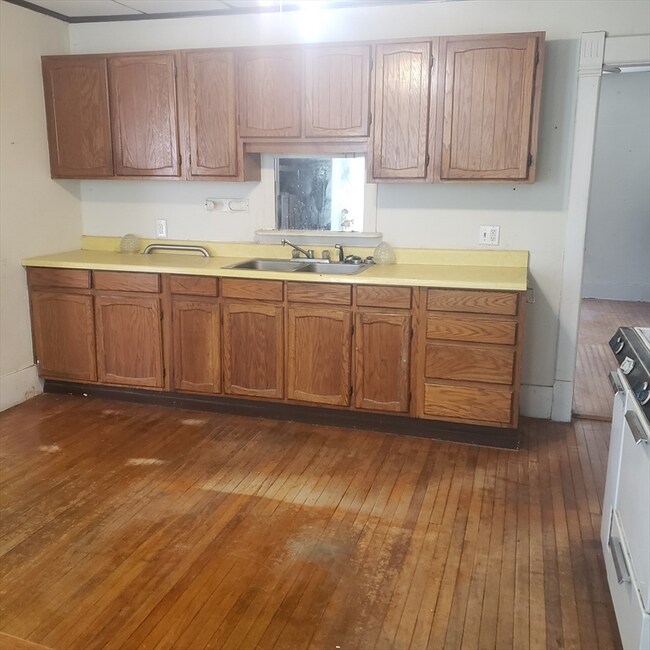 Photo - 213 Lincoln St Unidad 1F