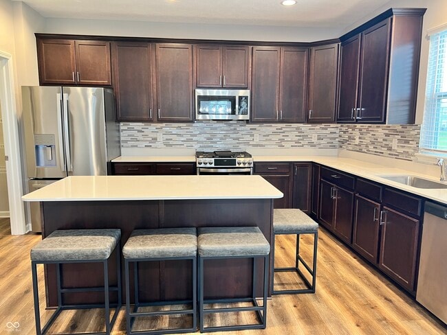 Photo - 5656 Grosbeak Dr