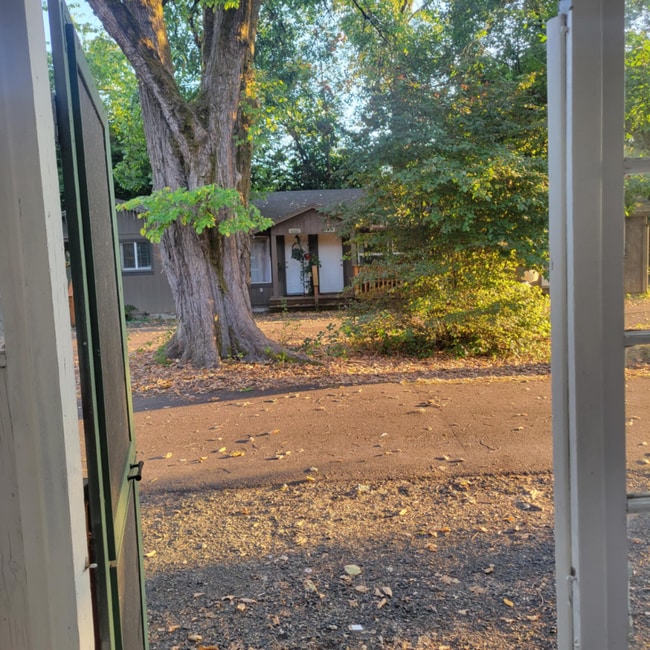 Photo - 4270 NE Hwy 20