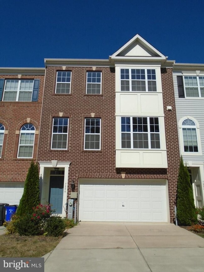Building Photo - 7886 River Rock Way