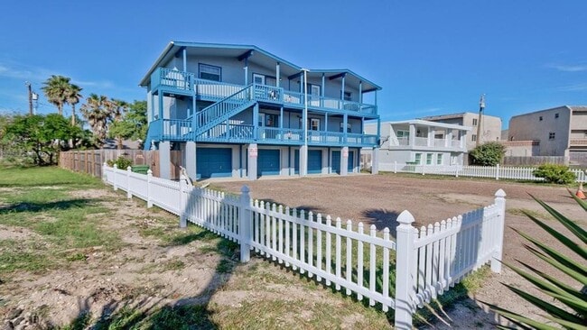 Photo - 120 E Parade Dr Unidad 4