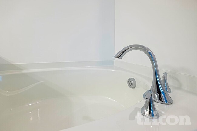 Photo - 174 E Rdg Wy