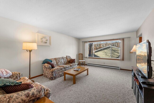 Photo - 4214 Xenia Ave N