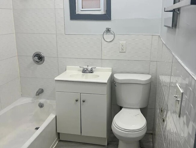 Photo - 105 Wilkinson Ave Unit 2