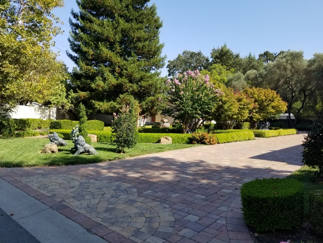 Photo - 5 Bed 4 Bath Gated Home In Alamo