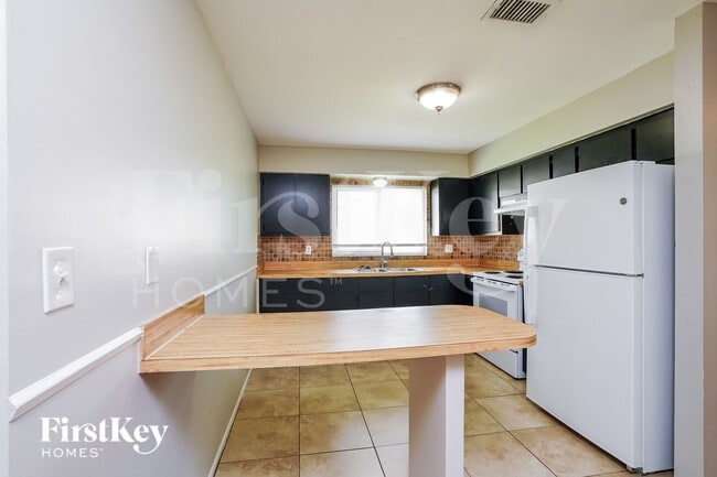 Photo - 2721 NW 7th Terrace