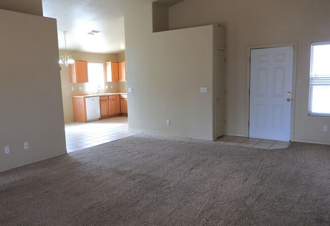 Photo - Beautiful Solar-Powered 3-Bedroom Home in the Heart of Kingman