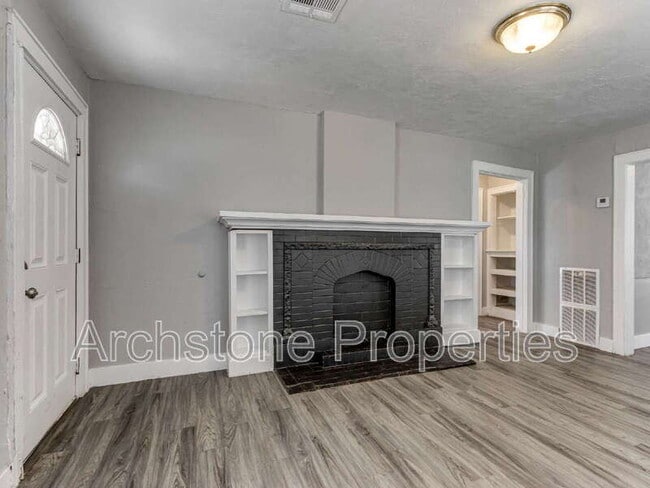 Photo - 4409 N Military Ave