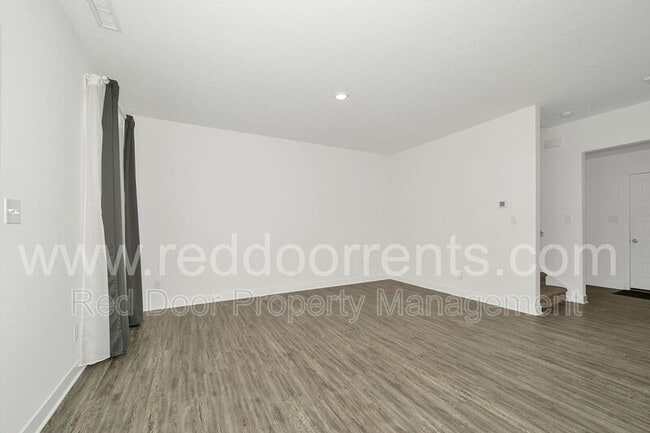 Photo - 6380 Apperson Dr