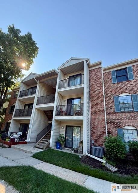 36 Fisher Dr
