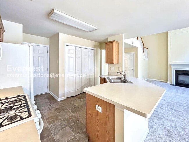 Photo - 5106 Centennial Creek View NW