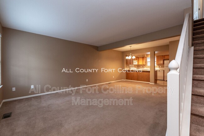 Photo - 4521 Starflower Dr
