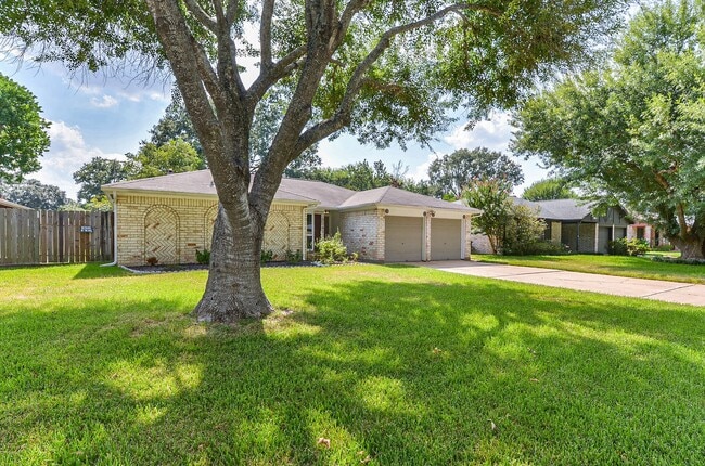 Building Photo - 5347 Lincoln Green Dr Rental