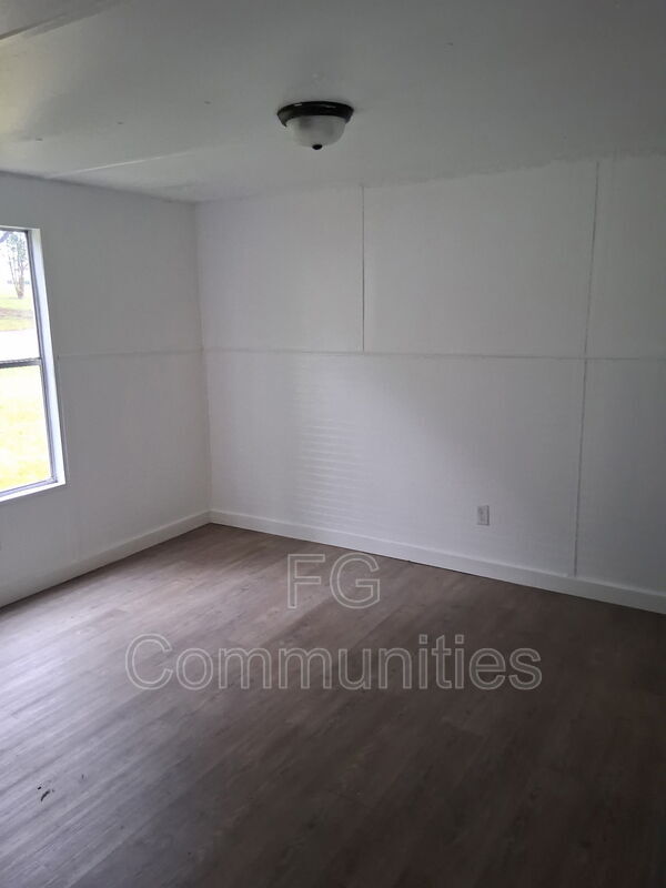 1754 Zion Rd