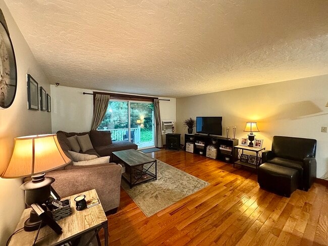 Photo - 791 South St Unit 15