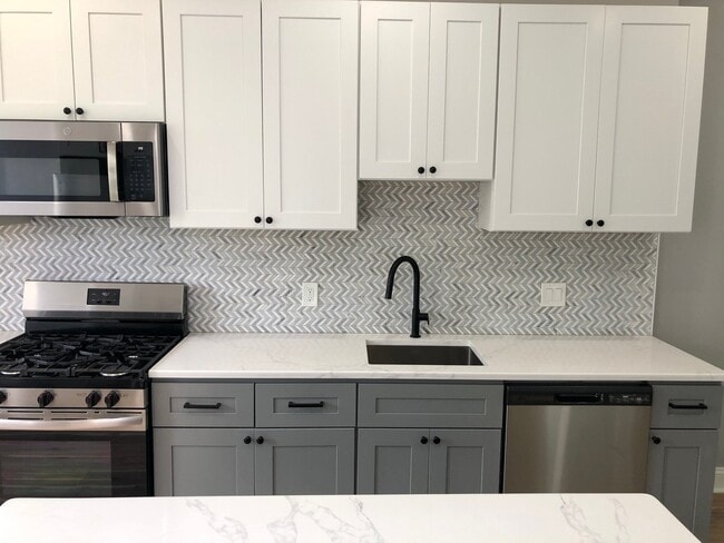 Photo - 1848 N 23rd St Unidad 2