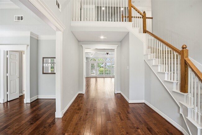 Photo - 95 Rush Haven Dr