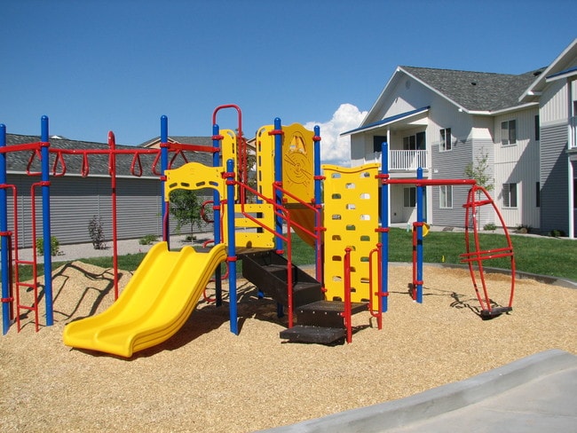 Photo - Summerhill Apartments