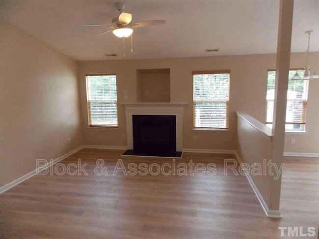 Photo - 1741 E Honey Springs Ave