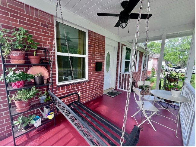 Building Photo - 4648 Cardinal Blvd Unit 3 Beds 1 Bath Home