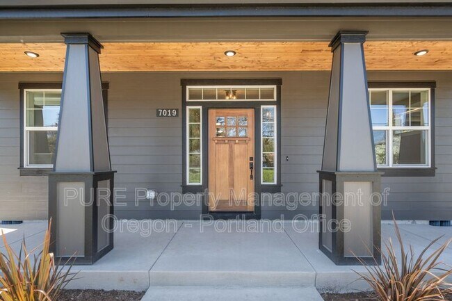 Photo - 7019 N Knowles Ave