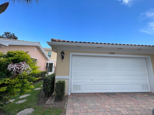 Photo - 3368 Greenway Dr
