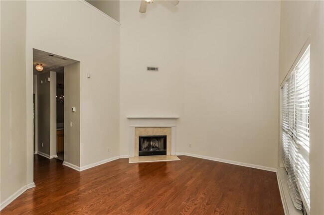 Photo - 6076 Camden Forrest Dr