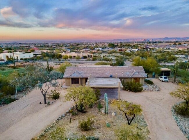 Photo - 1750 W Pearce Rd