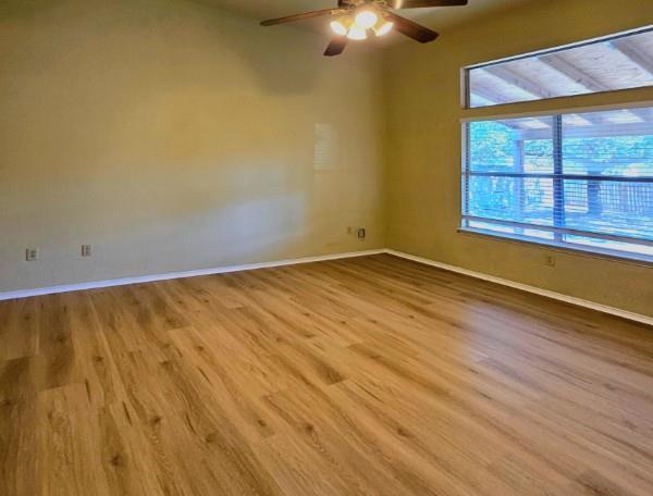 Photo - 132 Stephen Ln