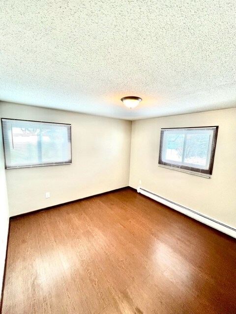 Cama 2 - 25 11th Ave S Unidad 4