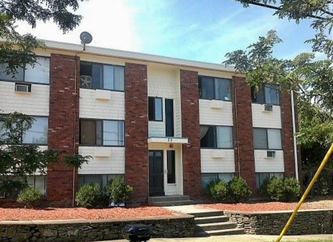 Photo - 25 Waterman Ave Apartamento