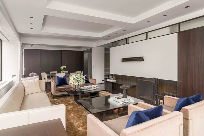 Photo - 230 Central Prk W