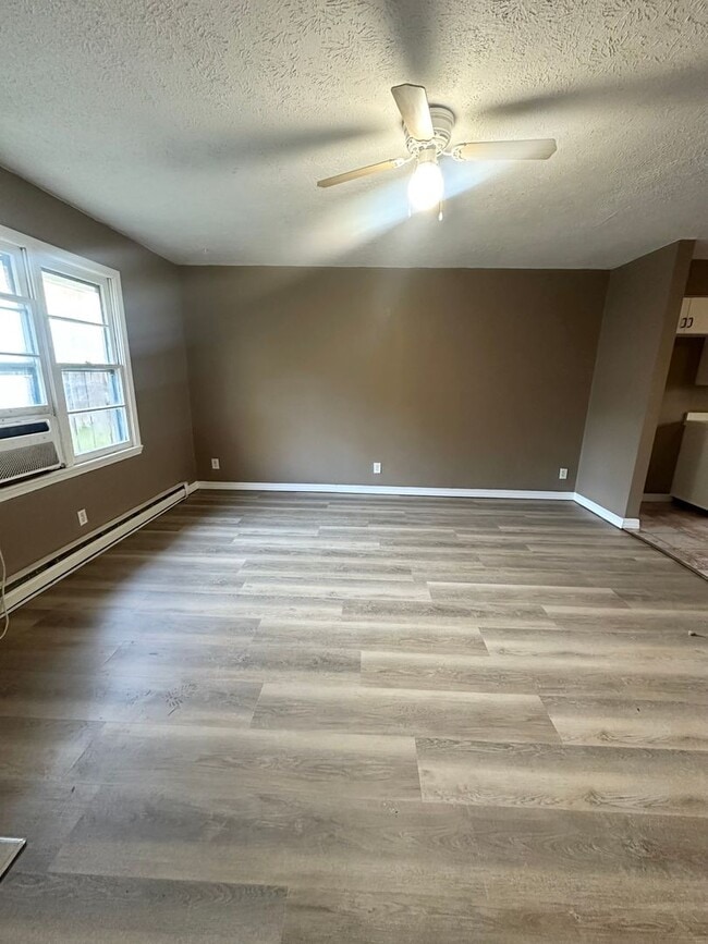 Photo - S0072-MF2-E1 Unidad 413