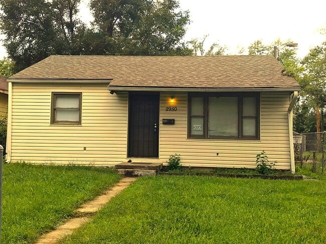 Building Photo - 2950 N Colorado Ave