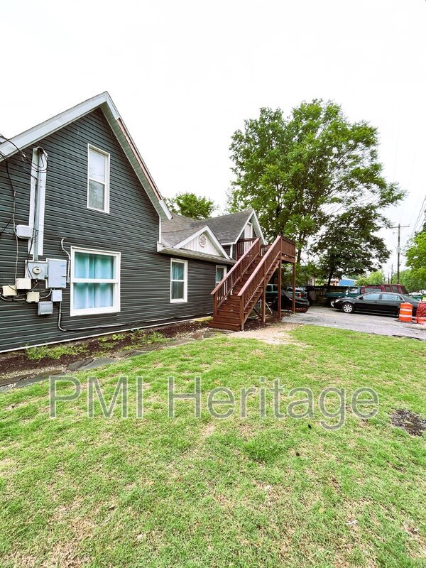 Photo - 122 W Pine St Unit Apt B
