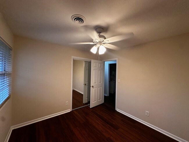 Photo - 2101 Mulberry Blvd