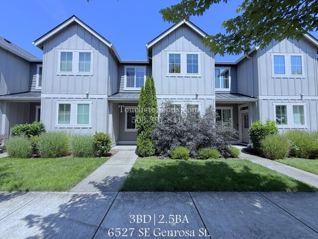 Building Photo - Modern Hillsboro Townhome with AC, Electric Fireplace, and 2 Car Garage