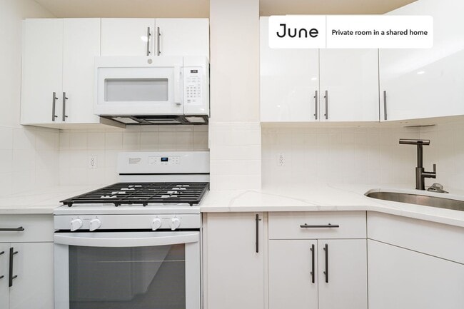 Room in Shared 3 bed/1 bath home in Bedford-Stuyvesant