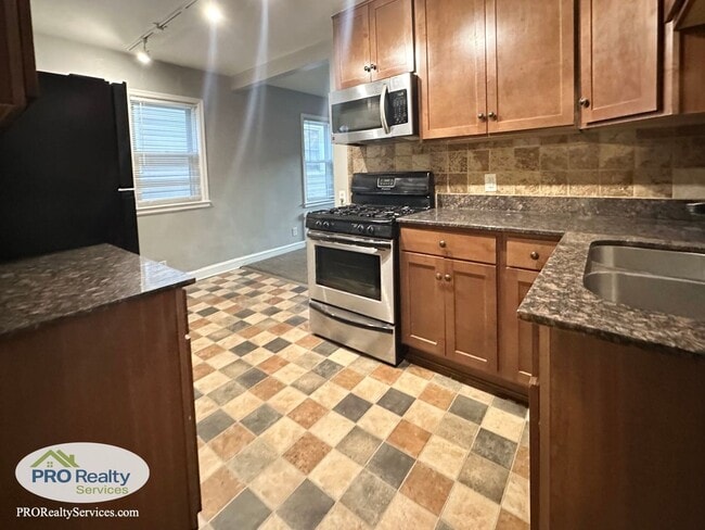 Photo - 6111 Nicollet Ave