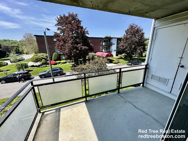 Photo - 44 Broadlawn Park Unit 22A