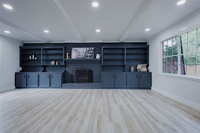 Building Photo - 1719 Wagon Gap Trail