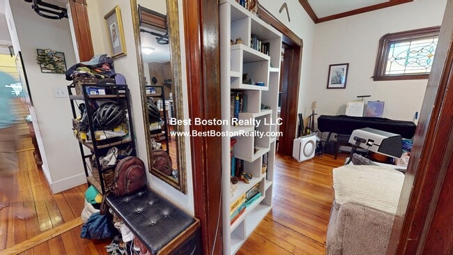 Photo - 7 Holyoke Rd Unit 2