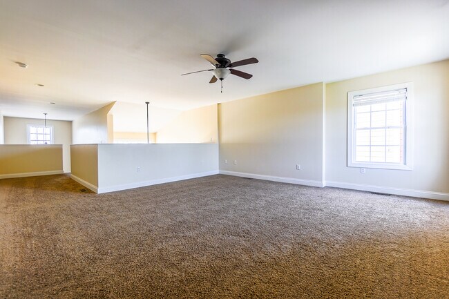 Photo - 403 Treyson Ln Unidad 403